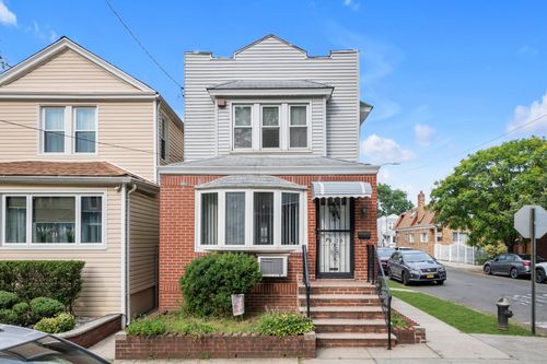 7609 79th St, Glendale, NY, 11385-7540 | Card Image