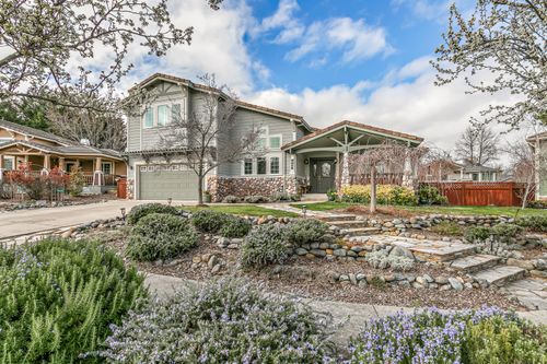 1120 Barrington Cir, Ashland, OR, 97520-9551 | Card Image