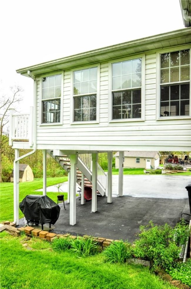 33 Crestvue Rd, House other with 3 bedrooms, 3 bathrooms and 2 parking in Washington PA | Image 11