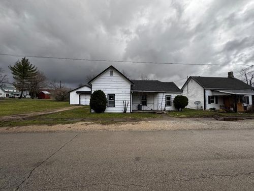28 Market St, Bloomingburg, OH, 43106-9028 | Card Image