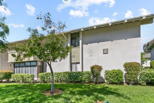 17e-8633 Portola Ct, Huntington Beach, CA, 92646-5675 | Card Image