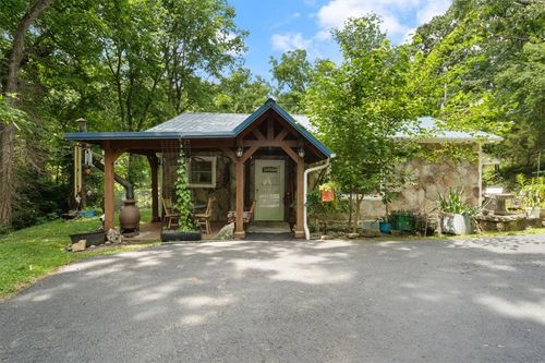 80 County Road 213, Berryville, AR, 72616-8725 | Card Image