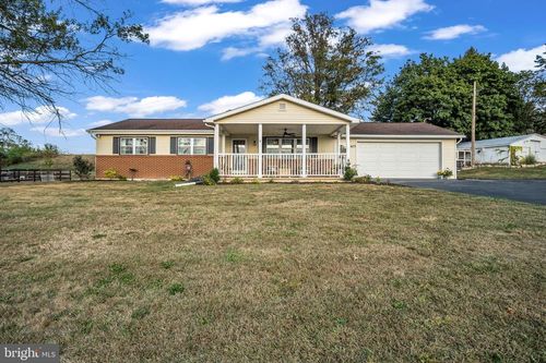 623 Bloserville Rd, NEWVILLE, PA, 17241-8710 | Card Image