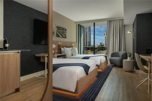 1906-601 Ne 1st Ave, Miami, FL, 33132 | Card Image