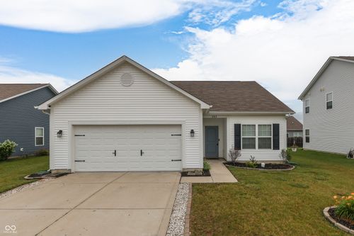 202 Longleaf Ln, Greenfield, IN, 46140-2948 | Card Image