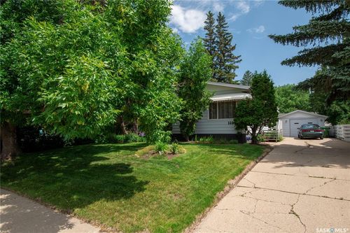 1406 Mcnaughton Ave, Saskatoon, SK, S7M3X8 | Card Image