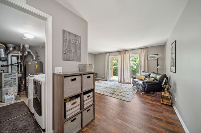 9343 Waterfall Glen Blvd, Townhouse with 3 bedrooms, 2 bathrooms and 2 parking in Darien IL | Image 19