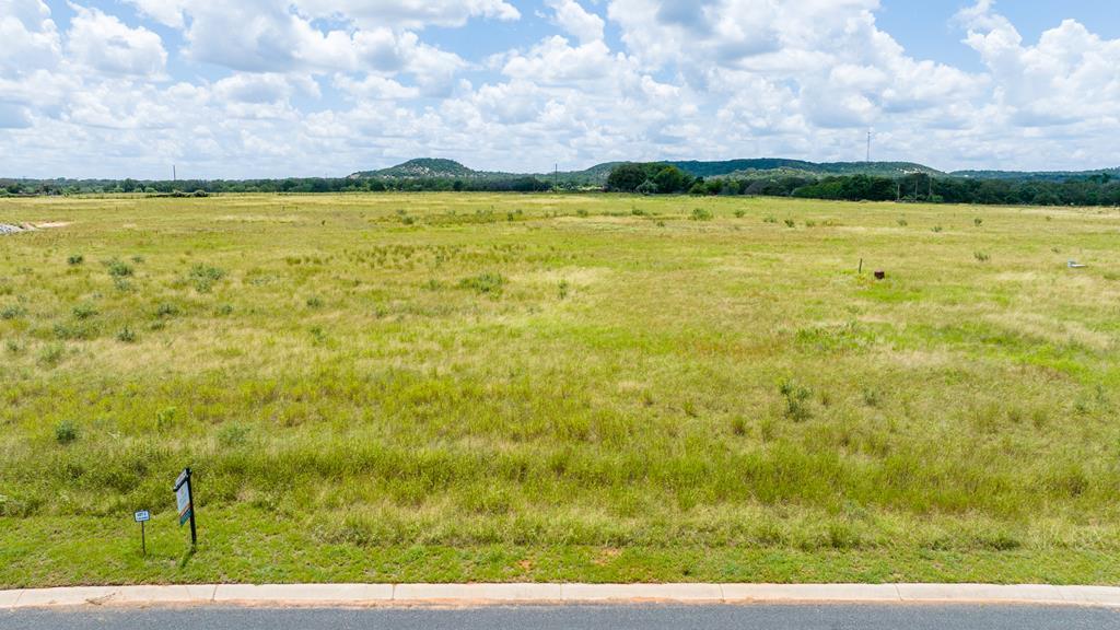 Land in Fredericksburg 2