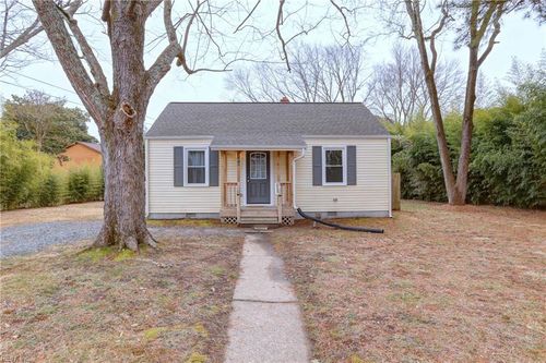 705 Madison Rd, Williamsburg, VA, 23185-5217 | Card Image