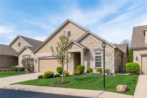 2799 Silver Maple Ln, Beavercreek, OH, 45431-2356 | Card Image