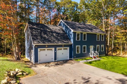 38 Laurel Ln, Somersworth, NH, 03878-1111 | Card Image