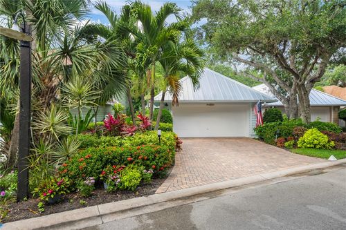 1541 Sabal Ct, Vero Beach, FL, 32963-4004 | Card Image