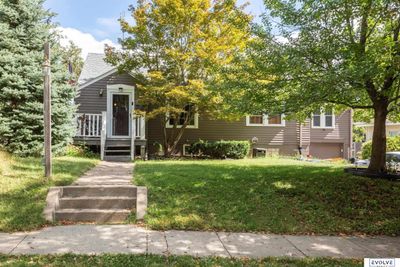 1607 Hancock Street, House other with 2 bedrooms, 1 bathrooms and 1 parking in Bellevue NE | Image 1