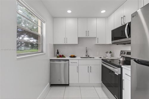1-228 Preston F, Boca Raton, FL, 33434-2480 | Card Image