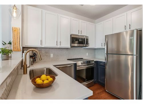 115-615 N 1st St, Minneapolis, MN, 55401-1267 | Card Image