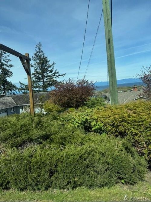 3761 Hammond Bay Rd Ne, Nanaimo, BC, V9T1G2 | Card Image