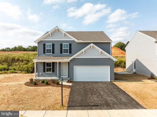 307 Boxwood Dr, WINDSOR, PA, 17366-9036 | Card Image