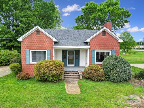 5573 Main St, Fort Lawn, SC, 29714-8679 | Card Image