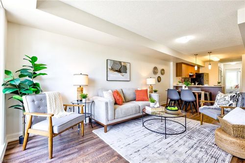 28-350 Fisher Mills Rd, Cambridge, ON, N3C0G8 | Card Image