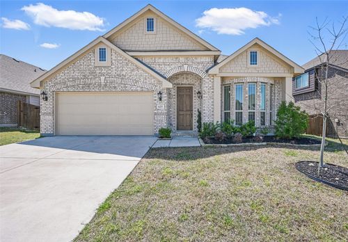 625 Ridgewater Trl, Fort Worth, TX, 76131-3210 | Card Image