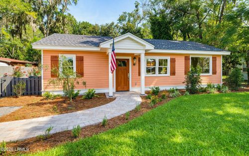 1307 Lafayette St, Beaufort, SC, 29902-4062 | Card Image