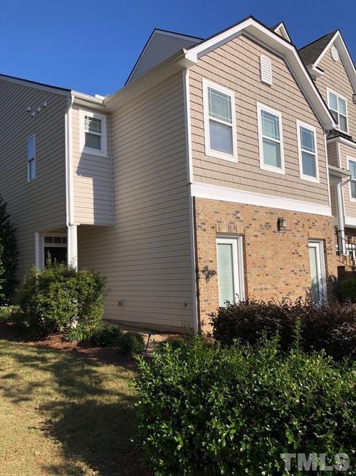 unit-25-711 Keystone Park Dr, Morrisville, NC, 27560-6830 | Card Image