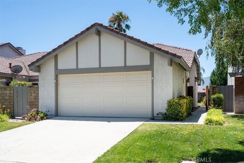 15822 Ada St, Canyon Country, CA, 91387-1870 | Card Image