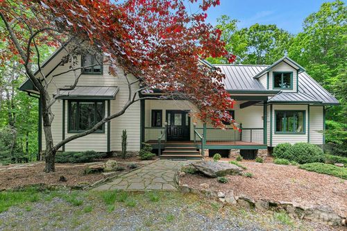 40 Walnut Ridge Cir, Brevard, NC, 28712-4220 | Card Image
