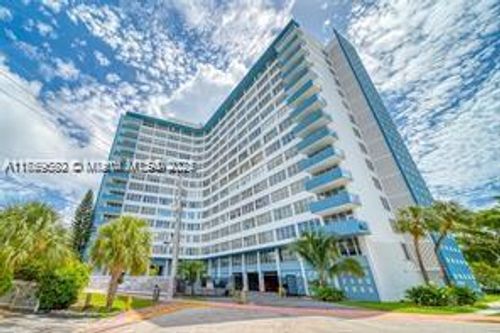 apt-7p-7441 Wayne Ave, Miami Beach, FL, 33141-2502 | Card Image
