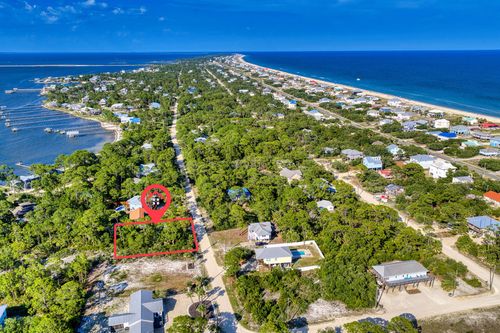 981 W Bayshore Drive, St. George Island, FL, 32328 | Card Image