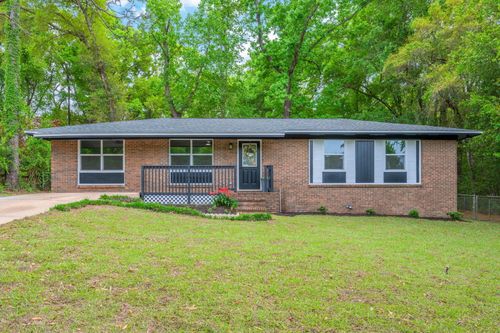 128 Salvadore Dr, Crestview, FL, 32536-1802 | Card Image