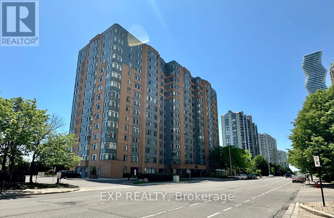 Residential in Mississauga (City Centre) 2