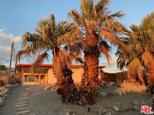 68250 Calle Descanso, Desert Hot Springs, CA, 92240-4238 | Card Image