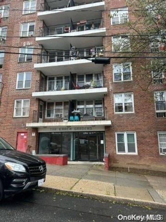View of apartment building / complex | Image 14