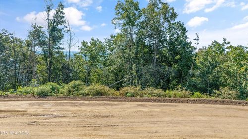103 Sommet Ridge East, Tazewell, TN, 37879 | Card Image
