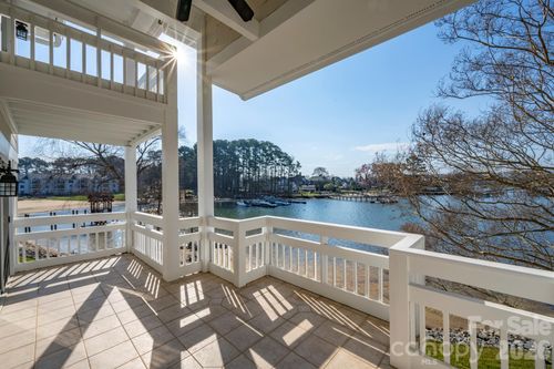 b-17925 Kings Point Dr, Cornelius, NC, 28031-0060 | Card Image