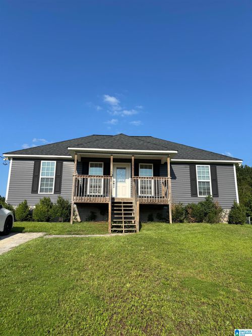 360 Hidden Meadows Dr, Hayden, AL, 35079-9405 | Card Image