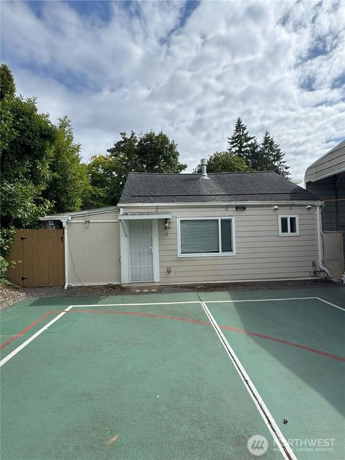 1915 Mtn View Ave W, Tacoma, WA, 98466-3623 | Card Image