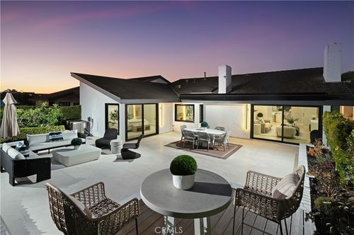 10 White Water Dr, Corona del Mar, CA, 92625 | Card Image