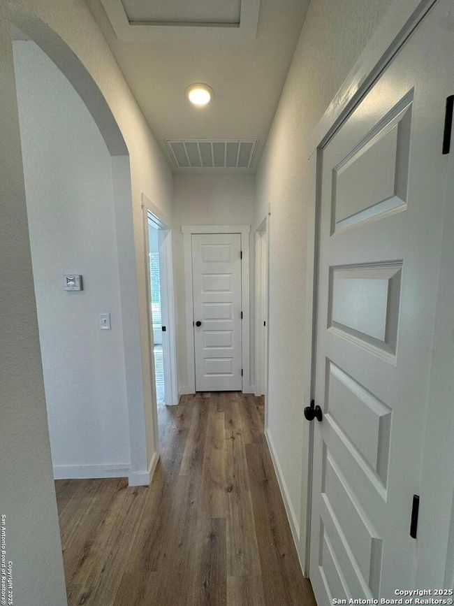 2002 Owens Ave, House other with 3 bedrooms, 2 bathrooms and null parking in Three Rivers TX | Image 12