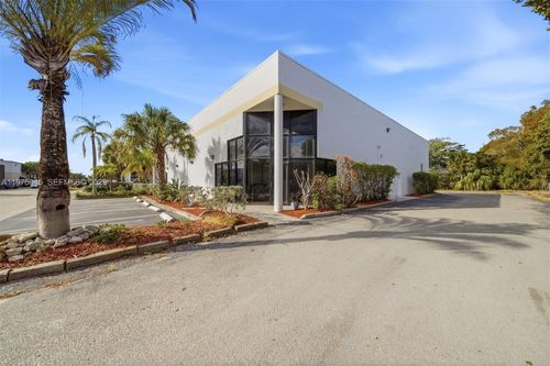 2891 Nw 22nd Ter, Pompano Beach, FL, 33069-1045 | Card Image
