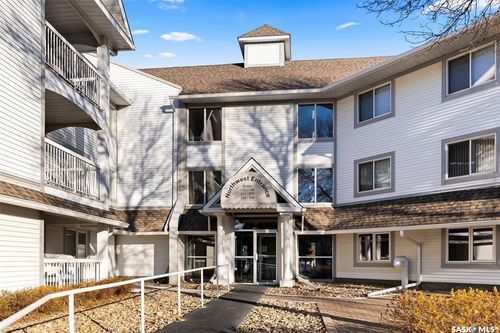 239-960 Assiniboine Ave E, Regina, SK, S4V2P8 | Card Image