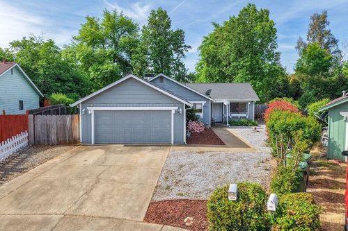 1827 Bembow Drive, Redding, CA, 96002 | Card Image