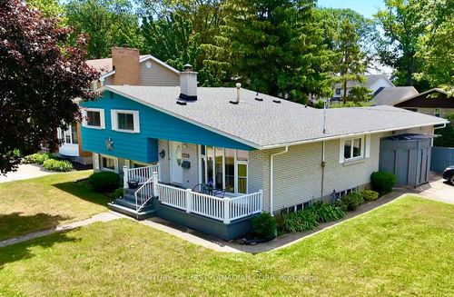 1081 Senate Crt, Sarnia, ON, N7S2C9 | Card Image