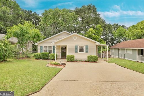 2207 26th St, Phenix City, AL, 36867-3033 | Card Image