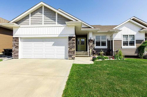 4912 Beardsley Avenue, Lacombe, AB, T4L0G4 | Card Image