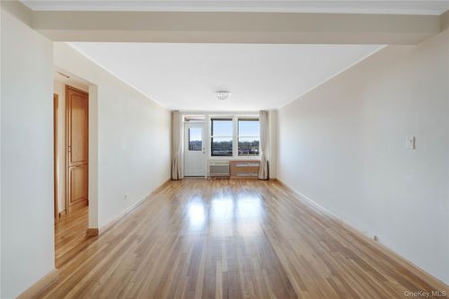apt-6d-2711 Avenue X, Brooklyn, NY, 11235-2031 | Card Image