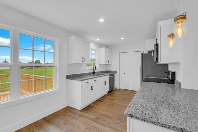 286 Wilhite St, House other with 3 bedrooms, 2 bathrooms and null parking in Doyle TN | Image 4