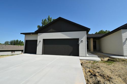 2031 20th St, Zumbrota, MN, 55992-5171 | Card Image