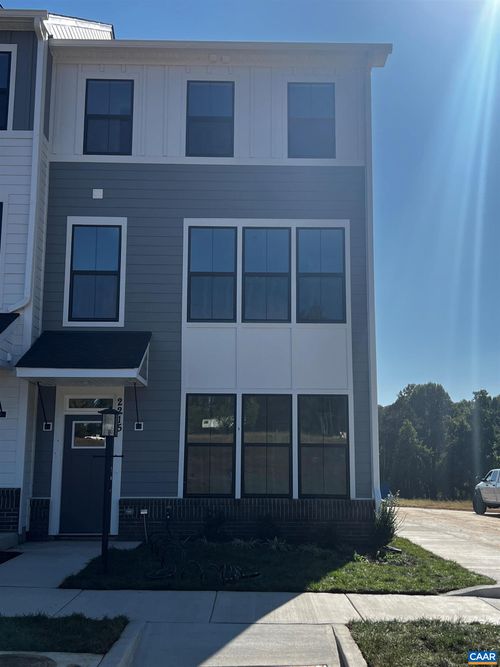 2215 Swallowtail Ln, CHARLOTTESVILLE, VA, 22902-6631 | Card Image
